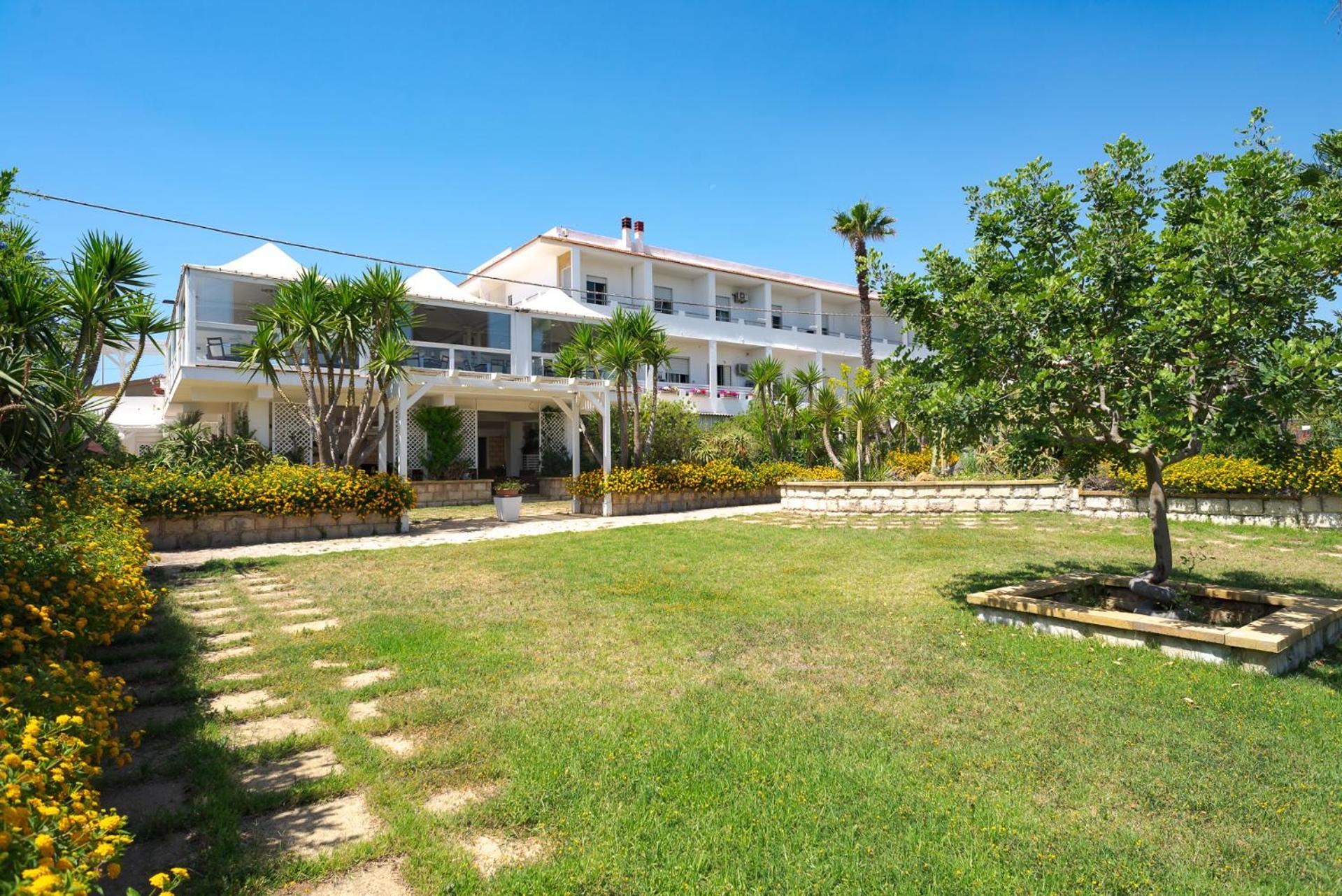 Hotel Jonio Lido di Noto Bagian luar foto
