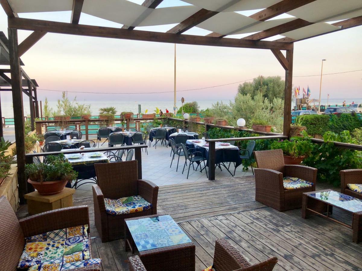 Hotel Jonio Lido di Noto Bagian luar foto